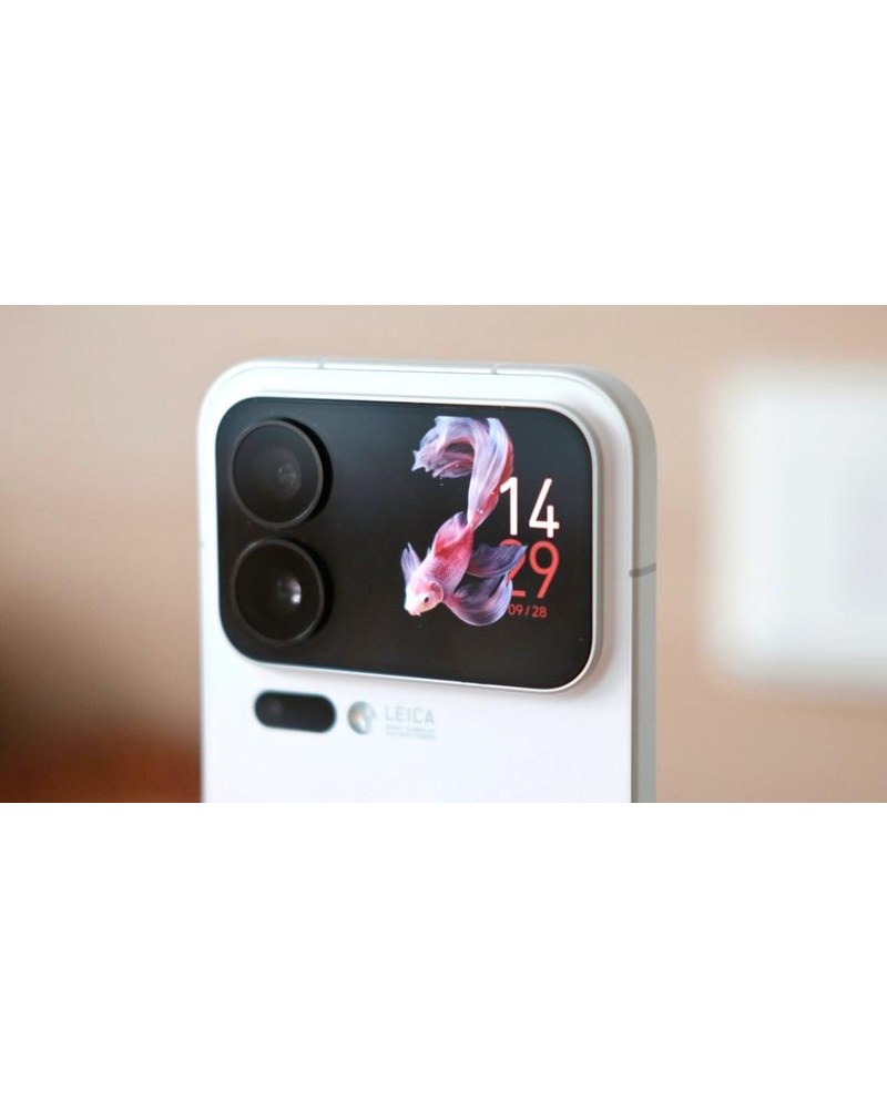 Xiaomi 18 Pro view